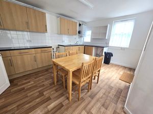 Photo 8- click for photo gallery